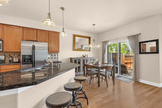 Building Photo - Central 2 Bedroom Home - Reno