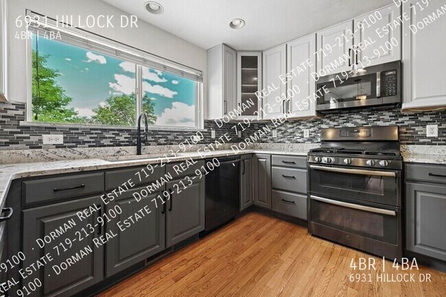 Building Photo - 6931 Hillock Dr
