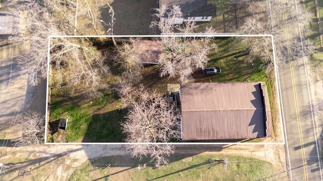 Building Photo - 411 Kaufman St