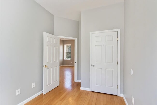 Primary Photo - 1716 N 18th St