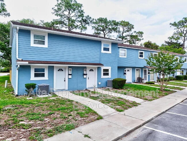 Building Photo - 11357 Bedford Oaks Dr