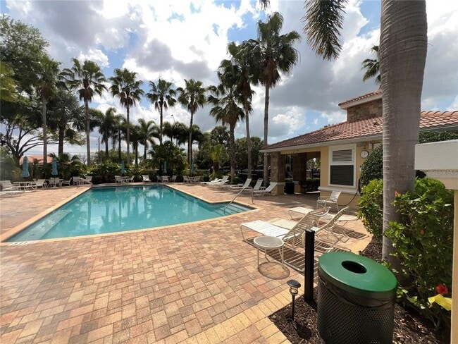 Building Photo - 7770 Moonstone Dr