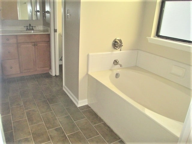 Building Photo - 3741 Woodbriar Dr