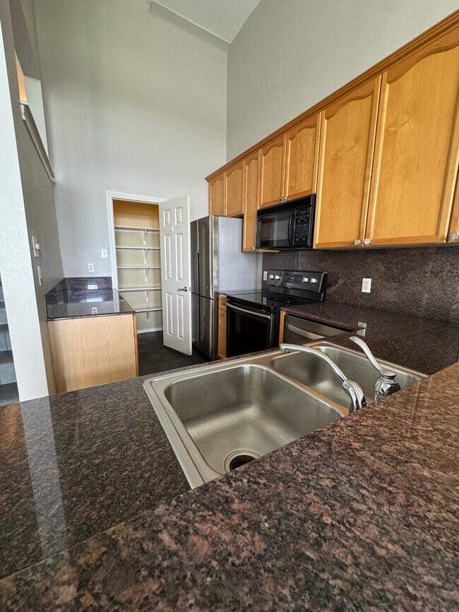 Building Photo - 2918 Ranch Rd 620