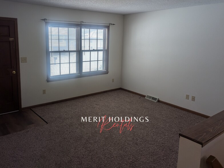 Building Photo - 1421 S Haden Ct