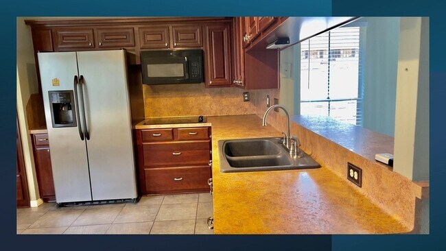 Building Photo - 439 Woodrail Dr