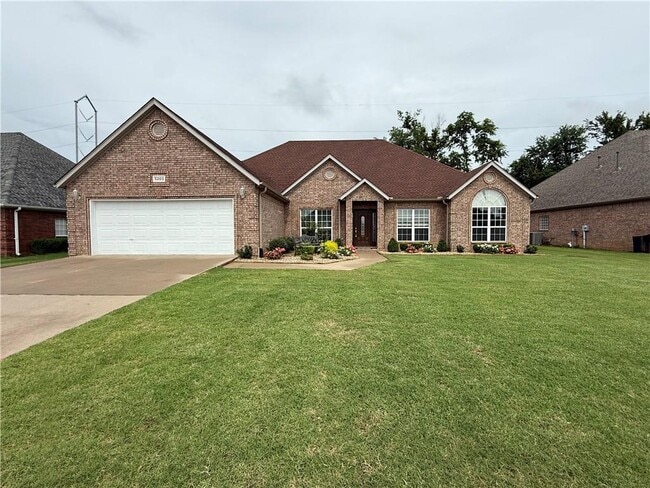 Building Photo - 5203 S Brooks Cir