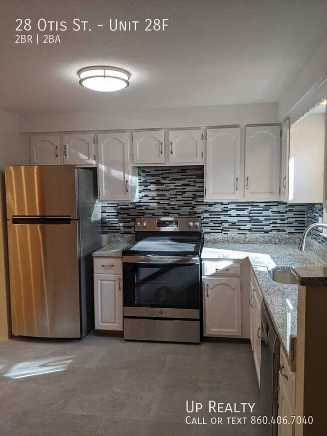 Building Photo - 28 Otis St