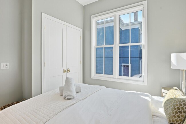 Building Photo - 309 Lorch St