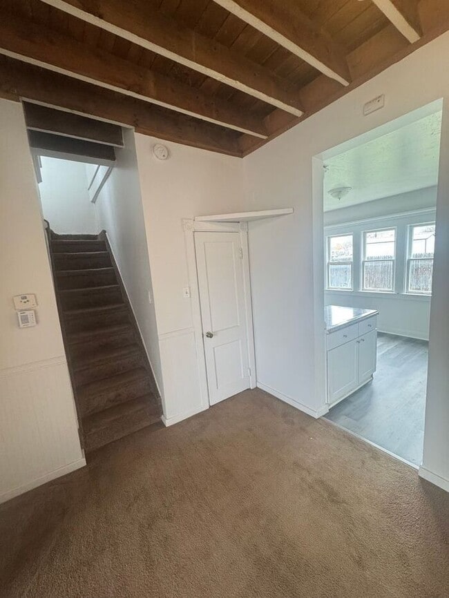 Building Photo - All-Inclusive 3BR For Rent!