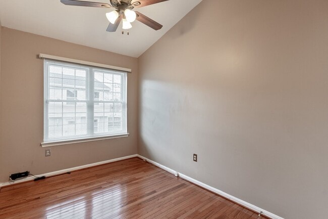 Building Photo - 48 Avonshire Ct