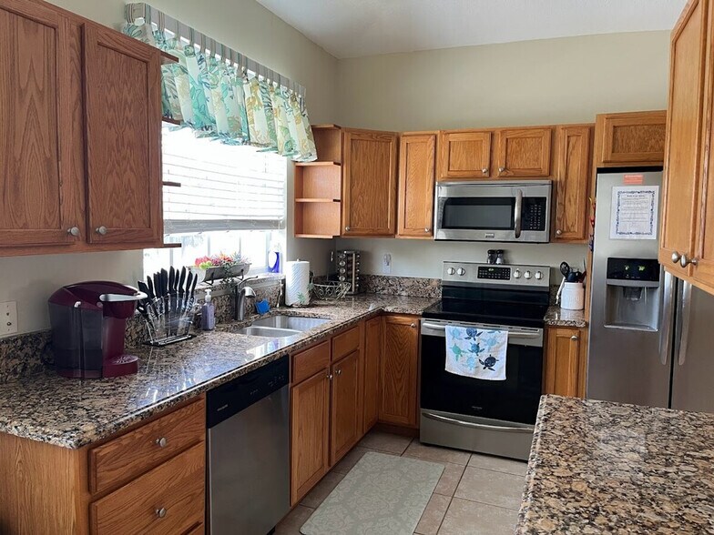 Building Photo - 9306 Wentworth Ln
