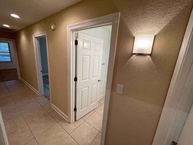 Building Photo - Pensacola - Reserve at Carpenters Creek - ...