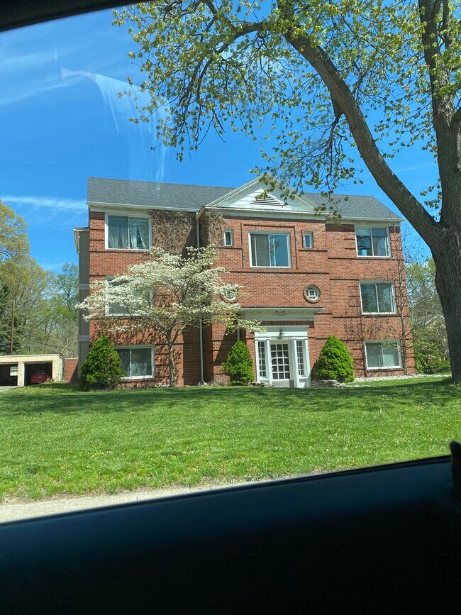 2302 Kenwood Blvd 2302 Kenwood Blvd Toledo OH 43606 Apartment Finder