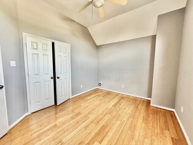 Building Photo - 8815 Champion Springs Cir
