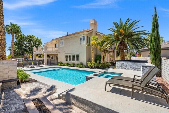 Building Photo - 8000 Silver King Dr