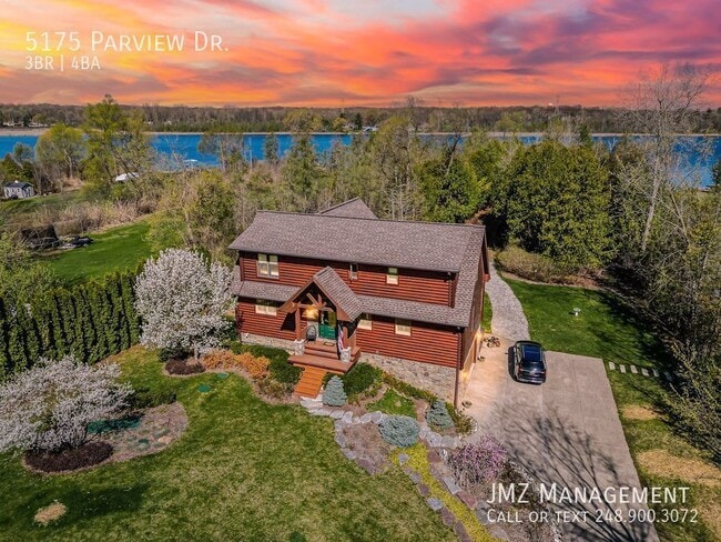 Primary Photo - 5175 Parview Dr