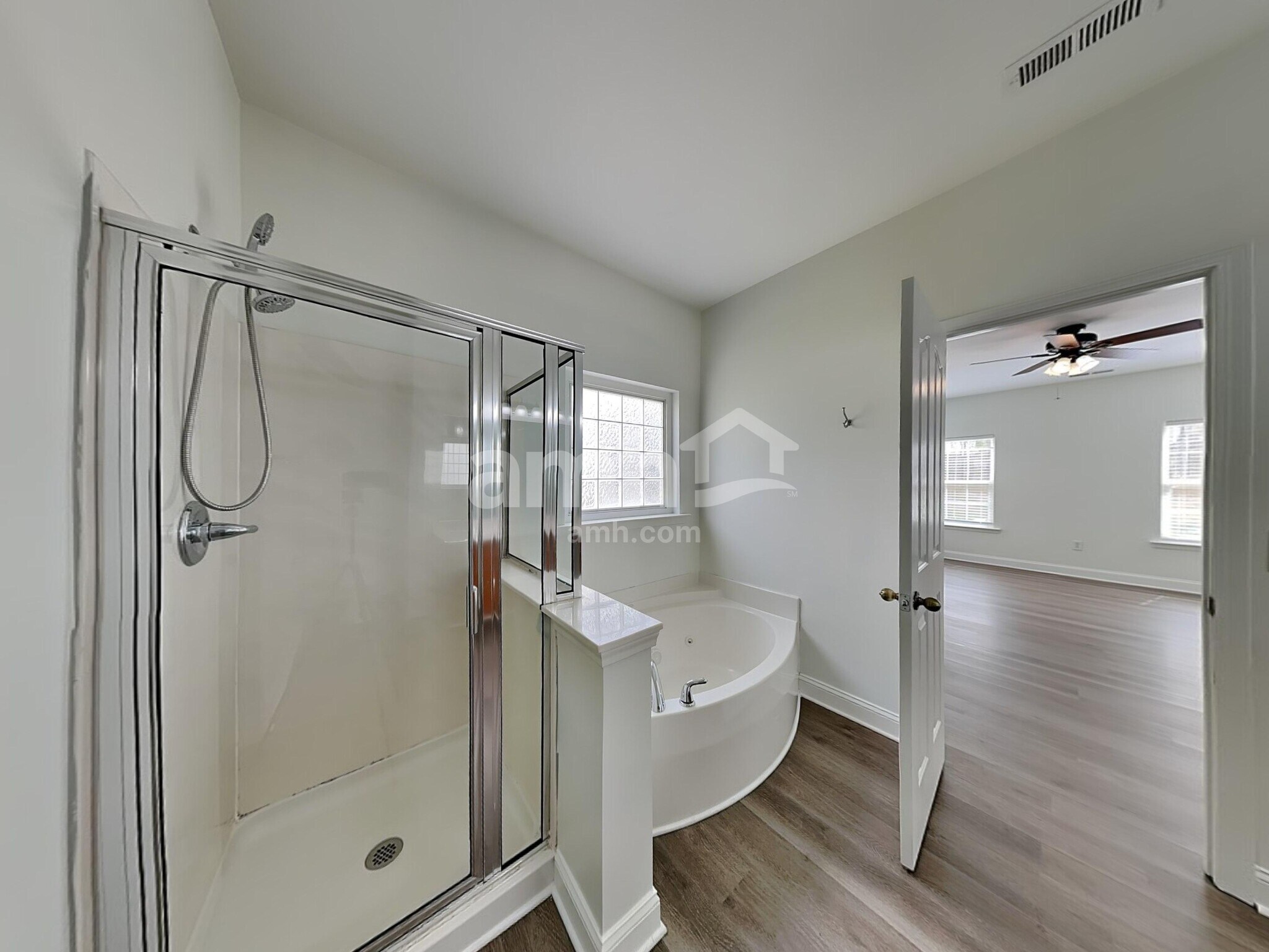 Building Photo - 404 Annaberg Ln