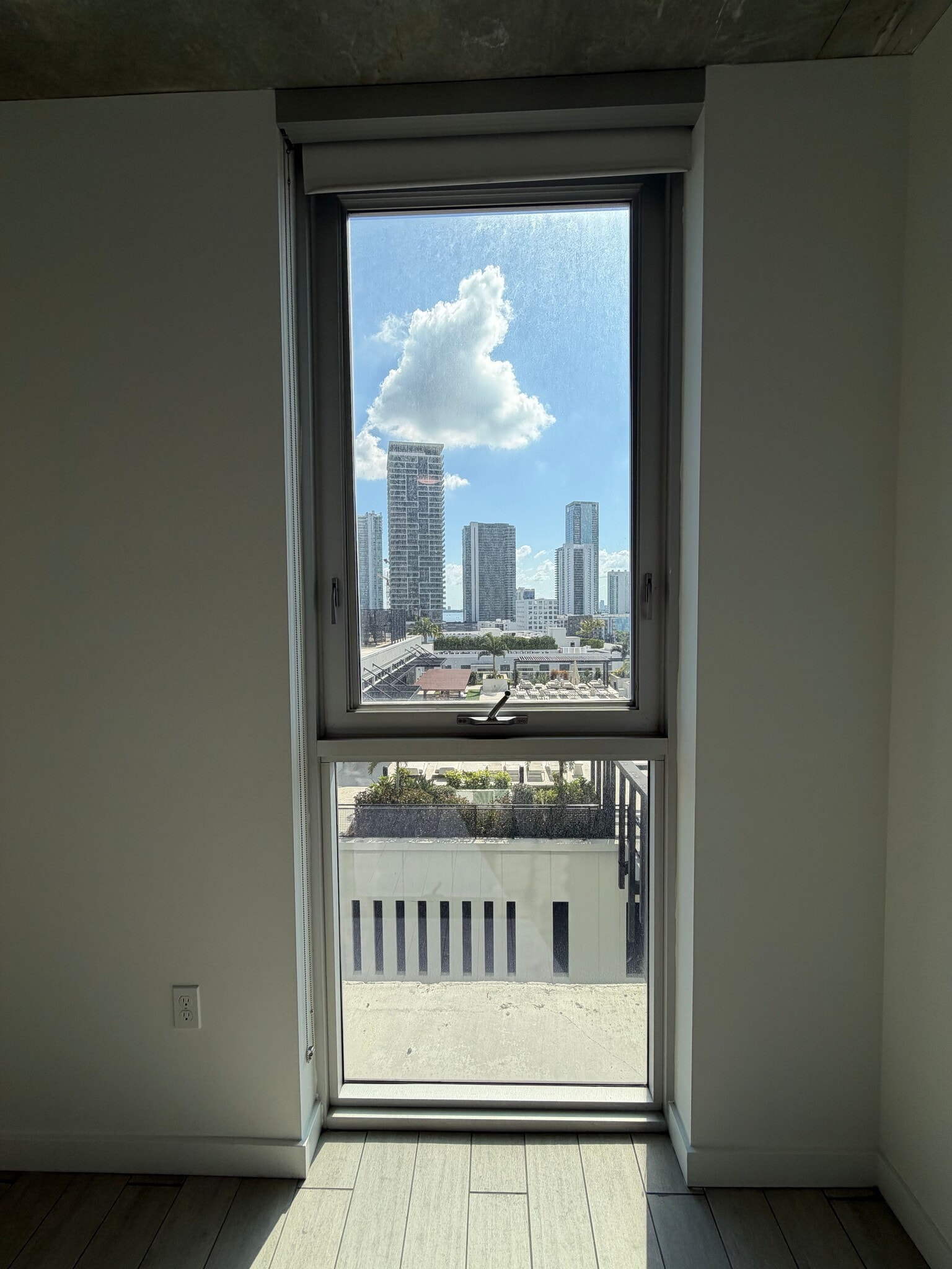 Building Photo - 237 NE 33rd St