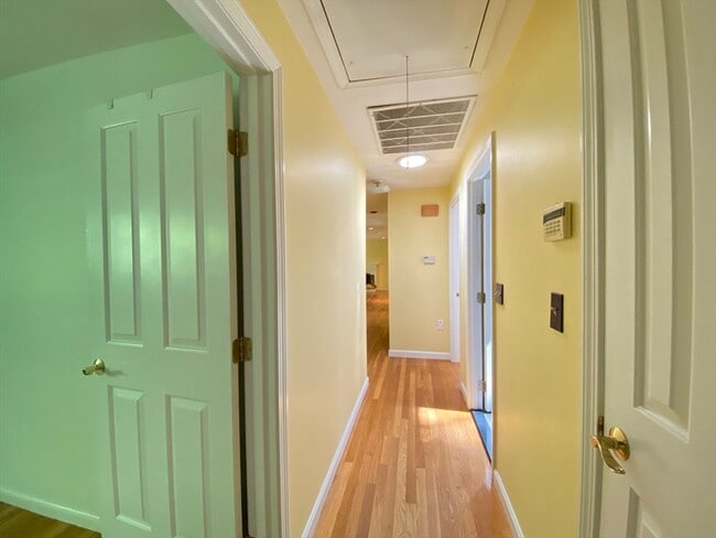 Building Photo - 13 Oxbow Rd