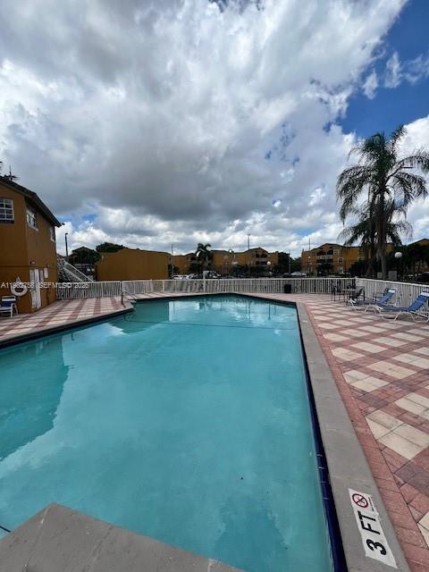 Building Photo - 9701 Fontainebleau Blvd