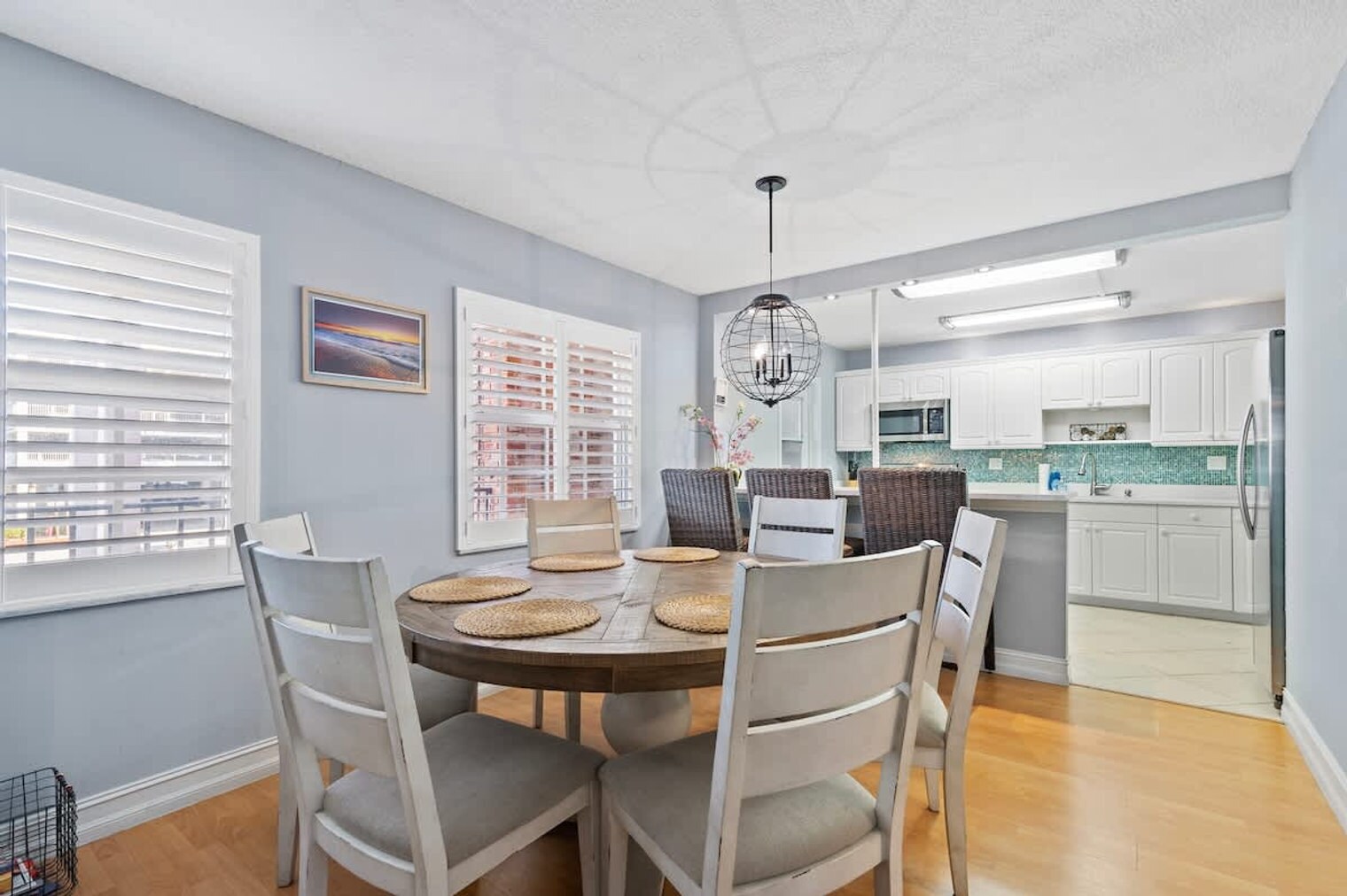 Building Photo - 2424 NE 9th St