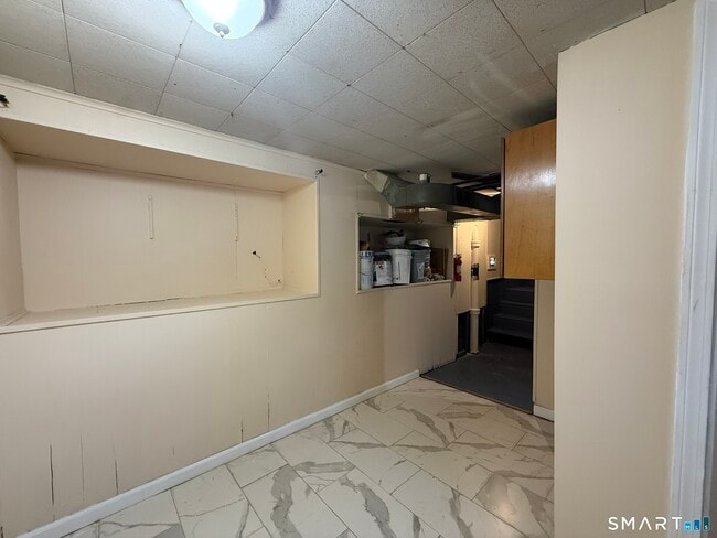 Building Photo - 22 Higbie Dr