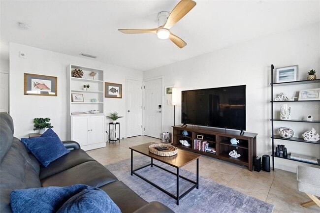 Building Photo - 5174 Beach Dr SE