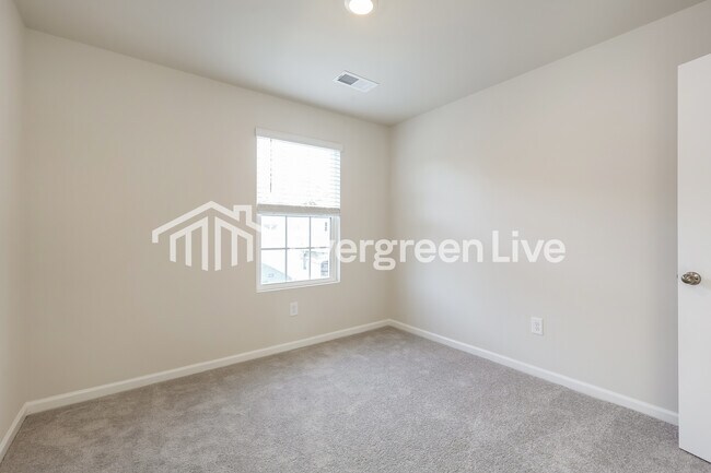 Building Photo - 108 Meadow Gate Ct