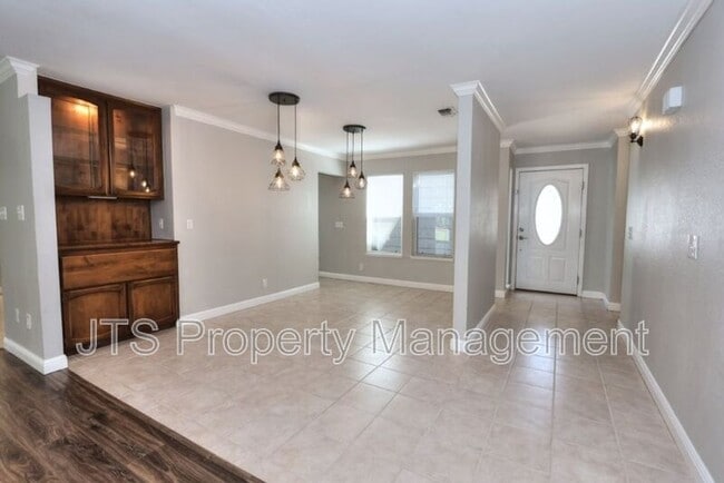 Building Photo - 9221 Rock Canyon Way