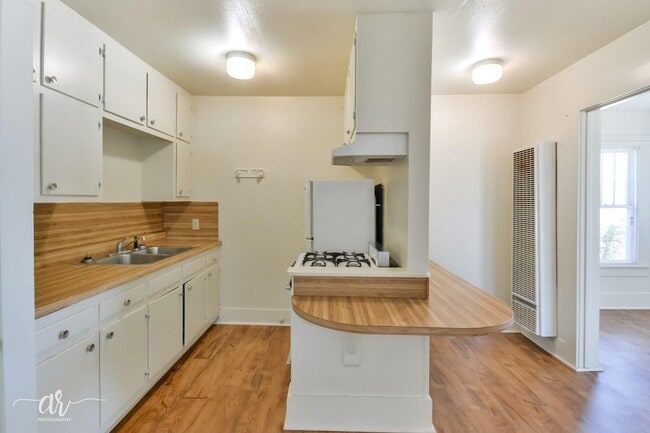 Building Photo - 1329 South 11th St. Unit B