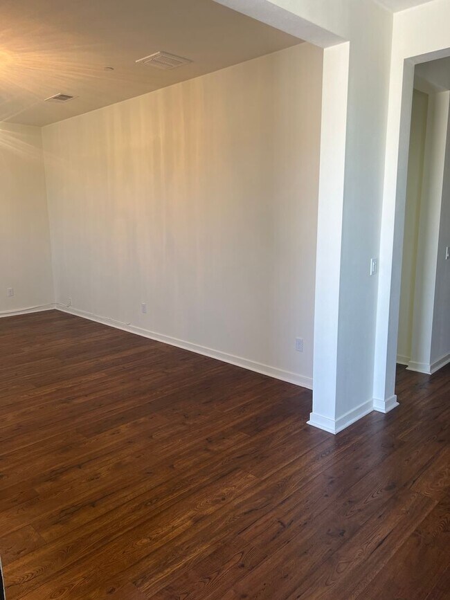 Building Photo - 3 Bedroom Plus Bonus Room Single Family Home For Rent in West Lancaster