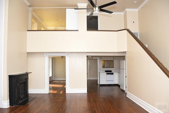 Building Photo - 2118 Strand St