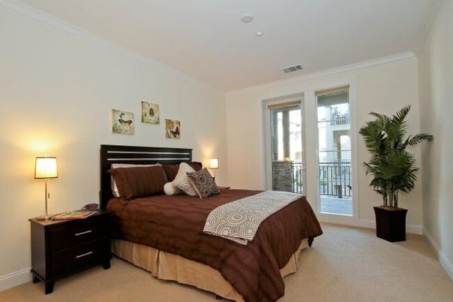 Master Bedroom - 2881 Meridian Ave