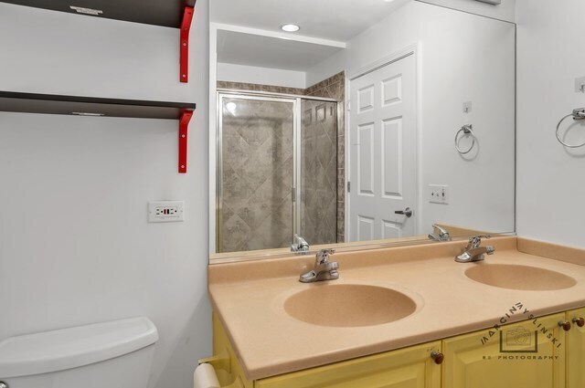 Building Photo - 3450 S Halsted St