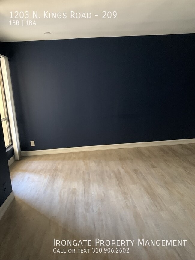 Building Photo - 1203 Kings Rd