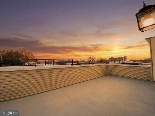 Building Photo - 2028 N 18th St