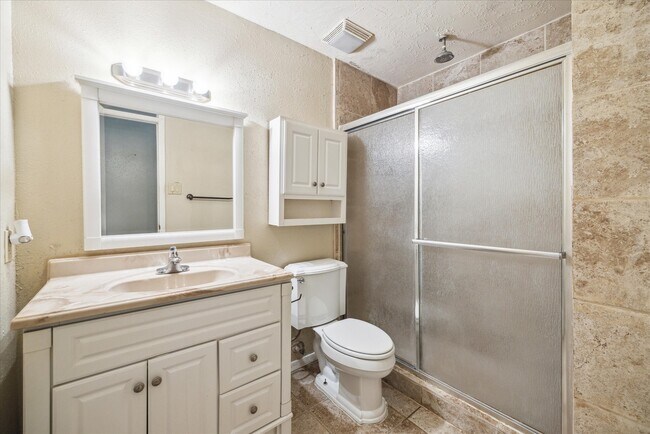 Building Photo - 23902 Silversmith Ln