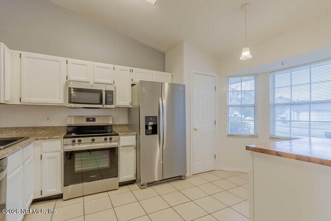 Building Photo - 7760 Allspice Cir W