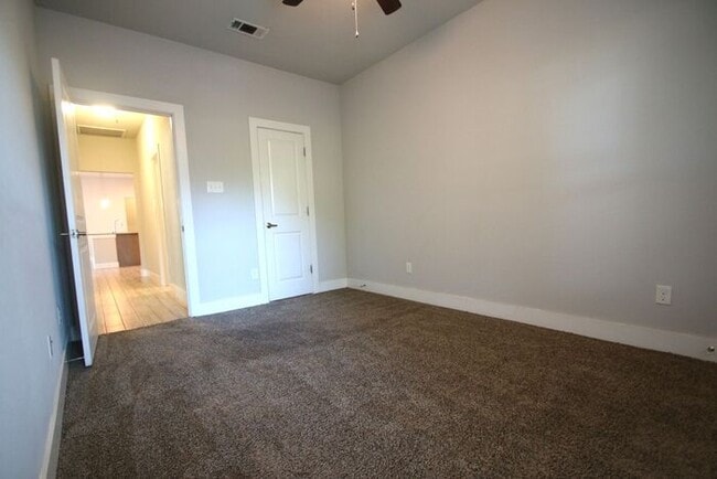 Building Photo - COMING SOON! Modern 3BR/2BA Duplex with 2-Car Garage & Fenced Yard — Fort Worth, TX | Pet Friendly
