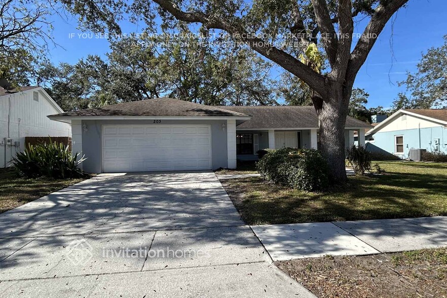 Primary Photo - 203 Arbor Dr E