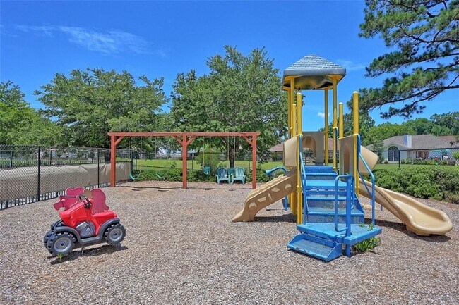 Building Photo - 14 Sandy Pond Ct