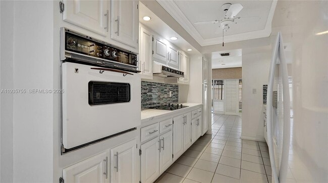 Building Photo - 205 Dunwoody Ln