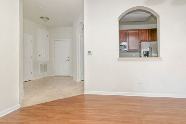 Building Photo - 3338 Robert Trent Jones Dr
