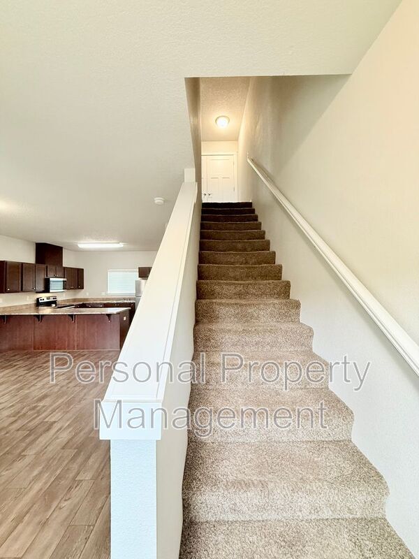 Building Photo - 12600 NE 49th St