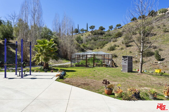 Building Photo - 31830 Lobo Canyon Rd