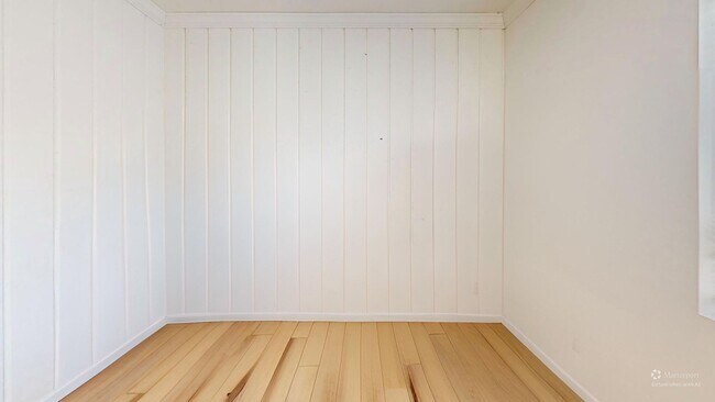 Building Photo - South Colonie Schools 2BR 1BA