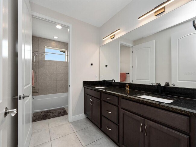 Building Photo - 13494 Abberwick Dr