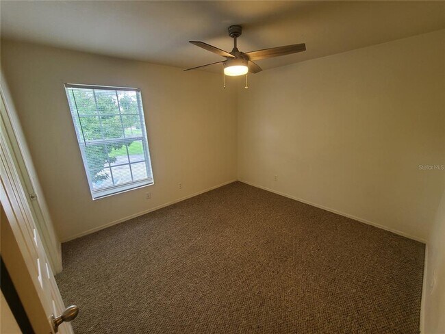 Building Photo - 5903 Willow Ridge Dr