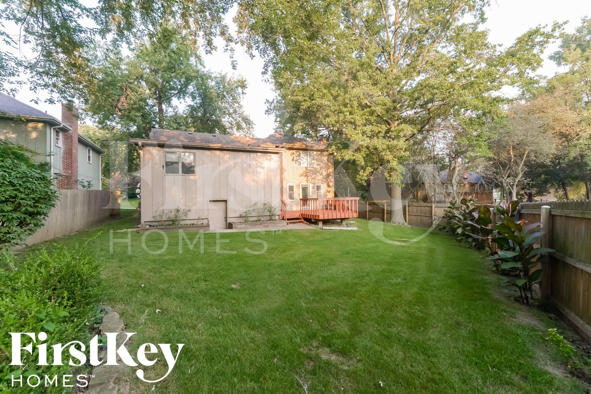 Building Photo - 5817 N Indiana Ave